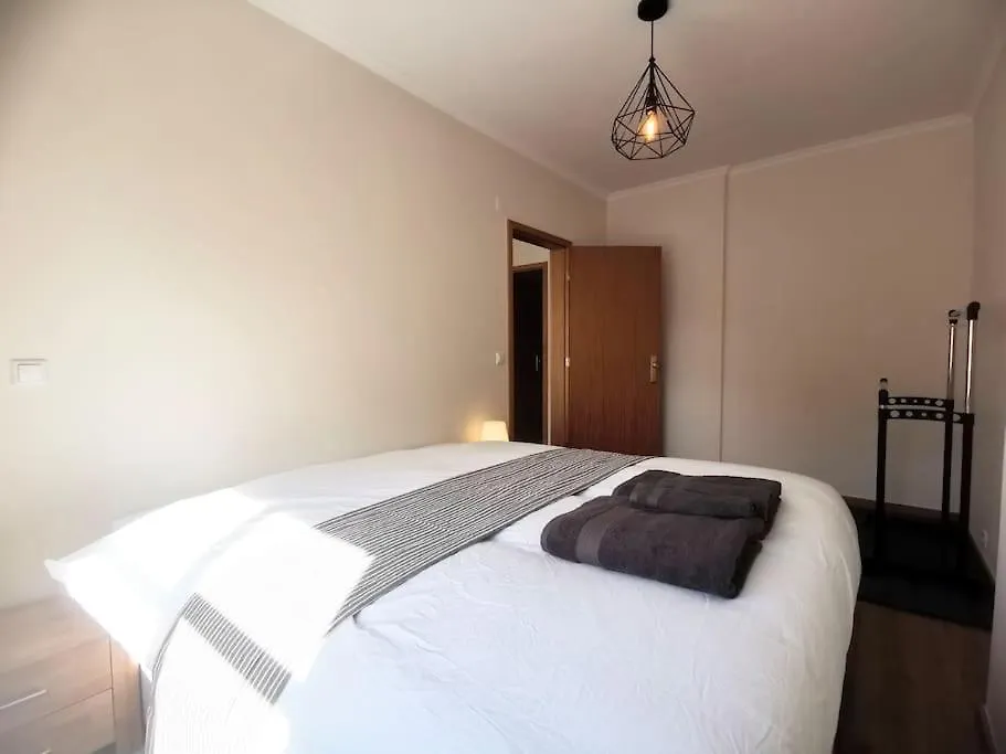New Sunny House! Your Home Lisbon Apartment